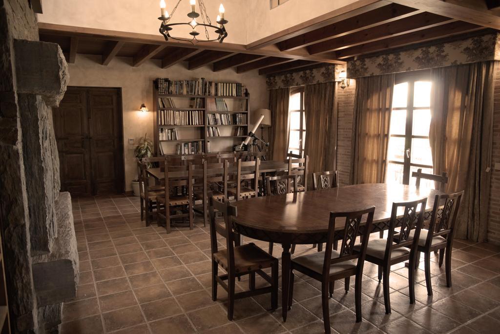 La Casona Del Tormes Villa Almenara de Tormes Exteriör bild